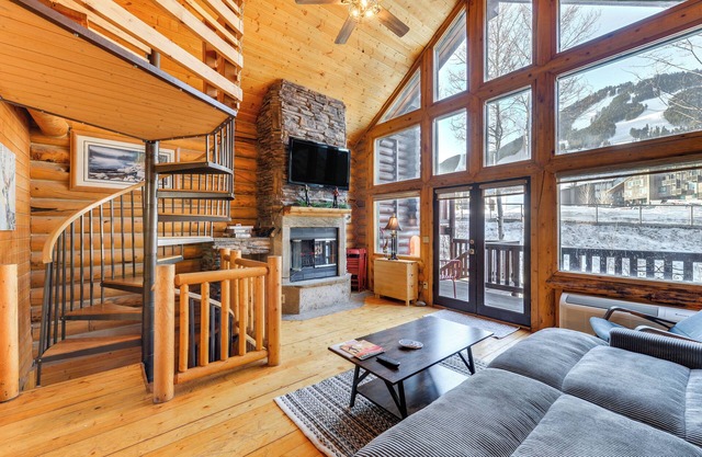 Jackson Condo w/Fireplace < Half Mi to Snow King!