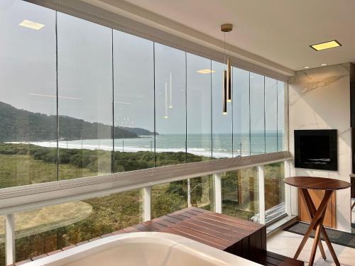 Jacuzzi! Apto vista mar na Praia Grande! MN01I