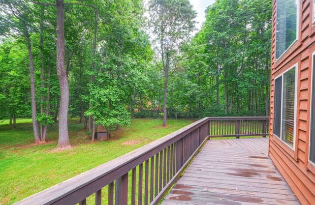 Jacuzzi Gym Deck + Near VA Wineries