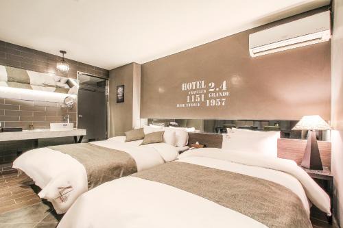 Jamsil 2.4 Hotel