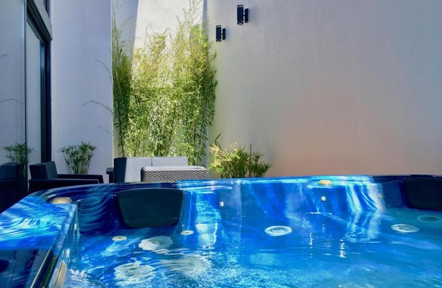 Janota Week with Jacuzzi