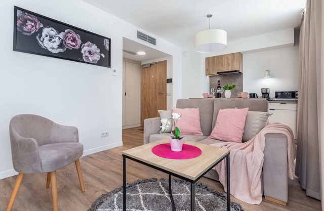Jantaris A18 | Studio by the Beach | A/C | Balcony