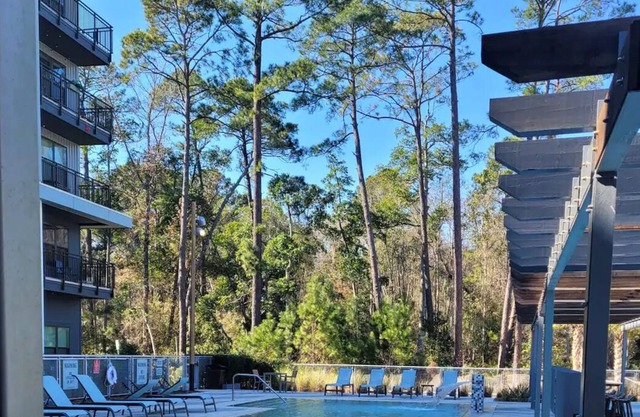 Jaxonville Luxury Condo⬗| Resort Access | SLEEPS 6