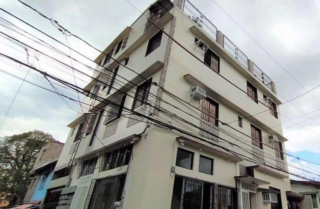 JB Valdres Apartment | New Apartment Near Manila Airport with FREE WIFI