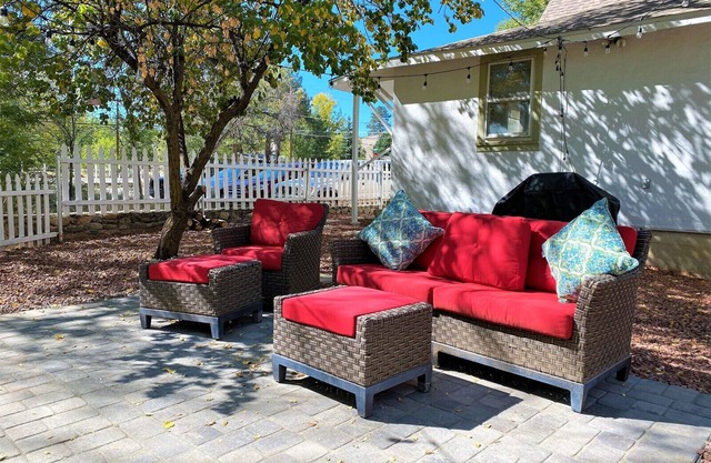 Jennywood Cottage - Prescott Cabin Rentals