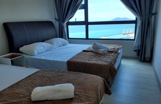 Jesselton Quay is a Condominium in Kota Kinabalu Offering a Private Pool