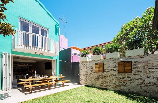 Jet Flamingo: Rockstar Bondi Villa