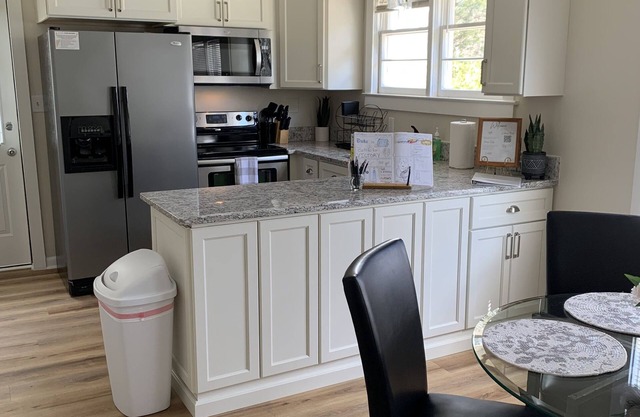 Jo Mac Cottage- Quiet Home near UNC Chapel Hill