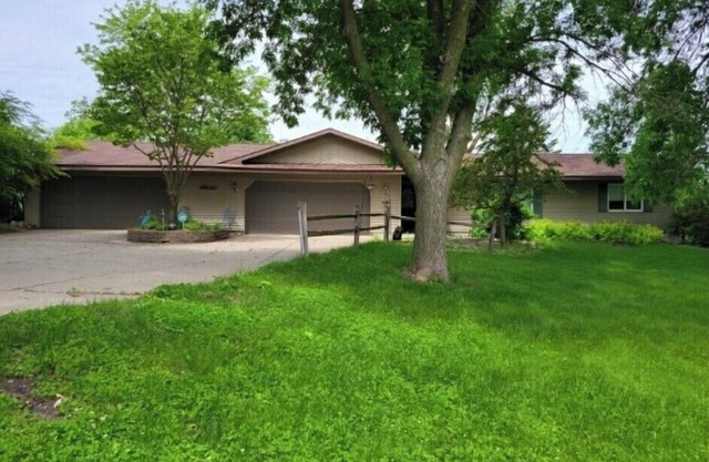 John & Anne`s Place LLC