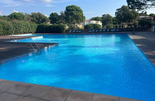 Joli T3 de Standing Neuf Dans une Résidence Avec Piscine, à Proximité de la mer