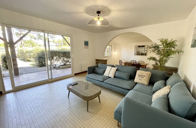 Jolie maison rénovée 7 personnes à 800m de la plage (165)