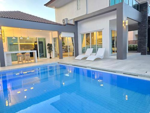 Joy Homes Design Pool Villa