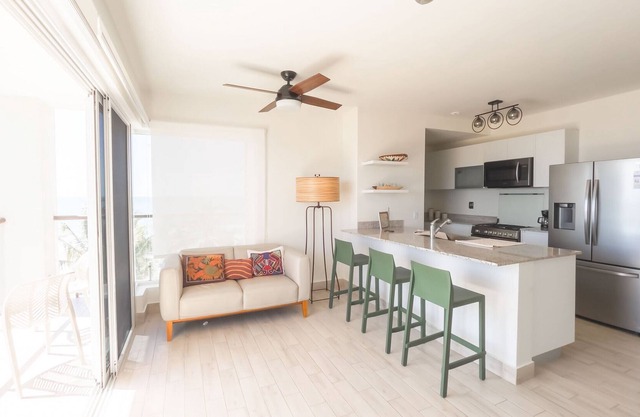 Joyful 2BR at Ventanas