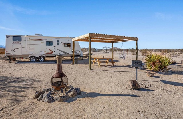 JT Village Campground - Bunkhouse