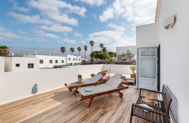 Junior Suite with Terrace for Holidays, Wi-Fi and Air Conditioning