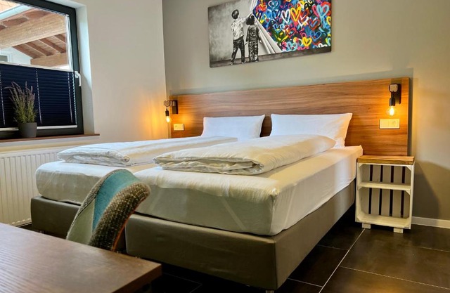 JUNIPRO Apartments & Rooms
