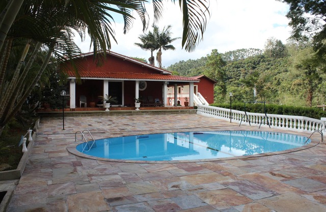 Juquitiba High Standard Site with 29 beds and Leisure Leisure