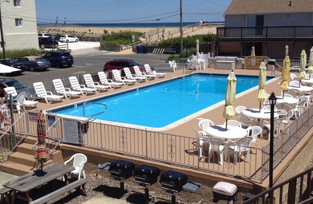 Just Dropped Rate Sept 20-27 Awesome Rates in LBI nAwesome Beach Front Property