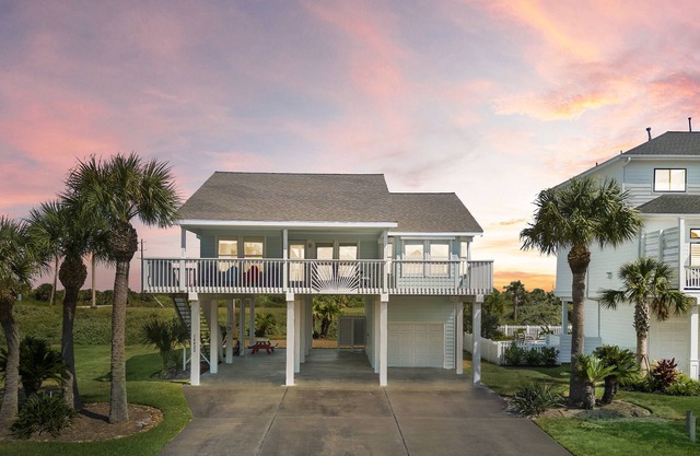 "Just Right" in Pirates Beach West - Family Friendly! Updated! Pet Friendly!!