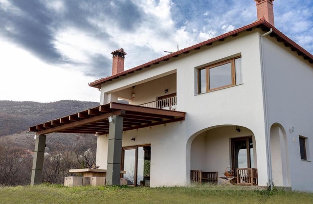 K Ardamis Estate Kastoria