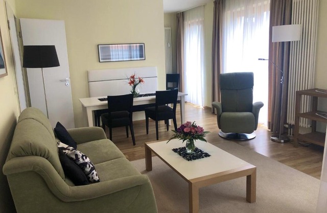 Kaiservillen Heringsdorf - Ferienwohnung mit 1 Schlafzimmer und Balkon D221