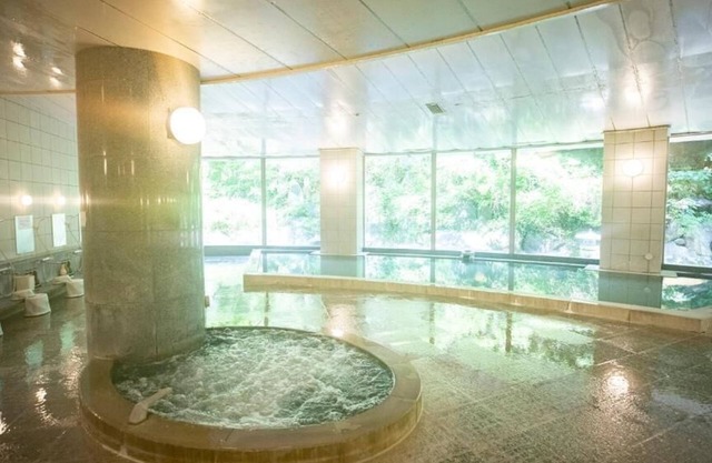KAMOGAWA COUNTRY HOTEL