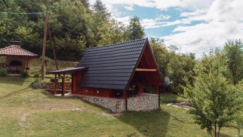 Kamp Simović - Stari Brod