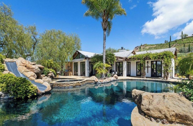 Kanan Dume - Malibu Ranch Retreat | 5-Acre Oasis w/Guest House & Pool