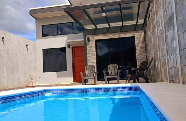 Kapi Kapi House #1. Relax and feel at home surrounded by the Arenal Volcano.