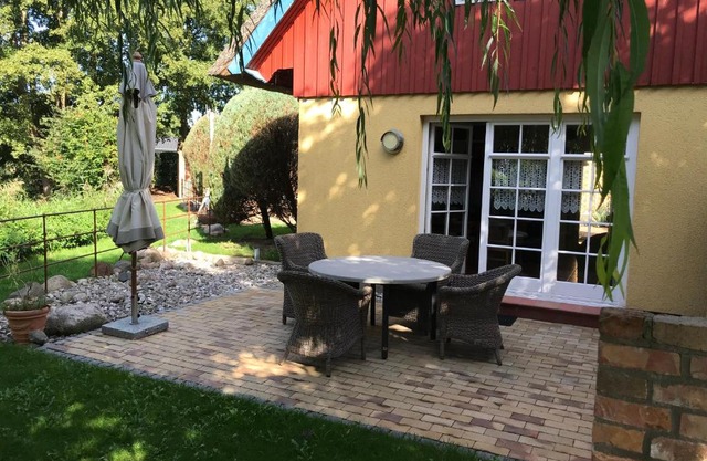 "Kapitänshaus" by Ferienhaus Strandgut