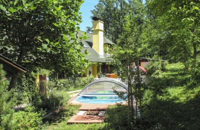 Karasova III by Interhome