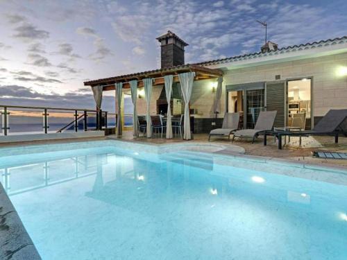 Karat Villa Horizonte