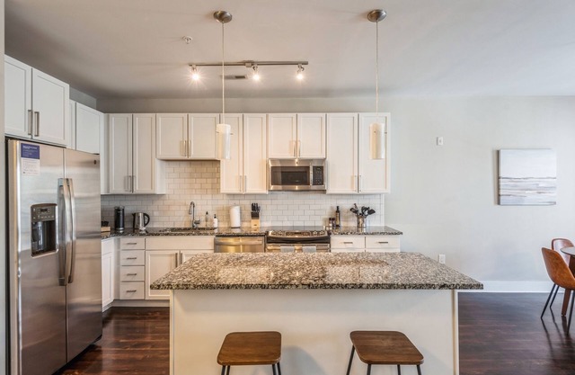 Kasa Dilworth Charlotte