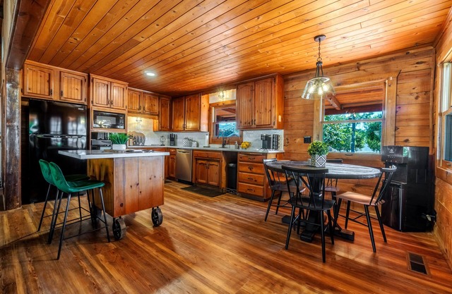 Kaweah Kabin 2 Min From Lake With Boat Parking