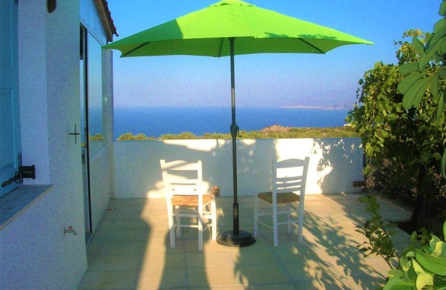 Kefalas nr Almyrida sea View Cottage