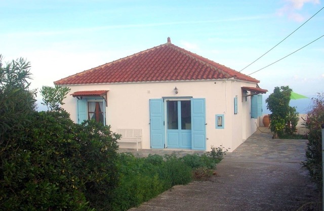 Kefalas nr Almyrida sea view cottage