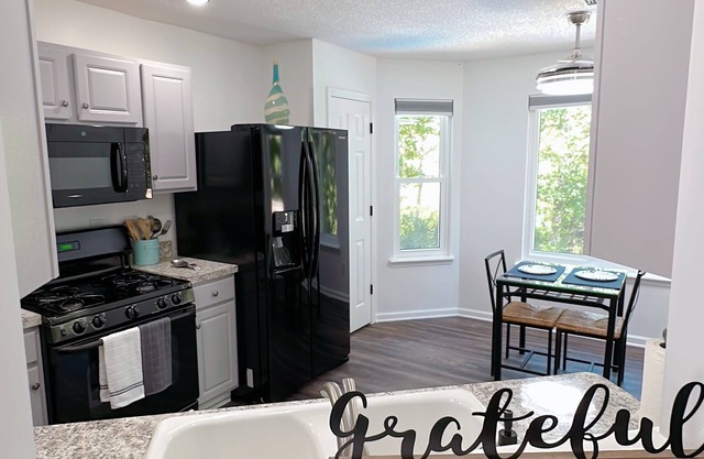 Kennesaw bedroomfor rent