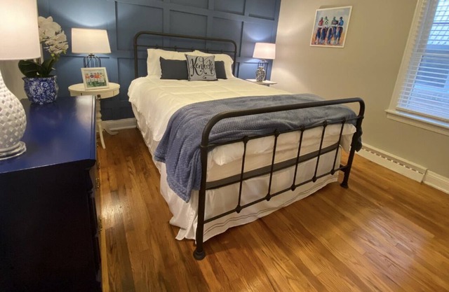 Kentucky bluebird central location, safe, clean