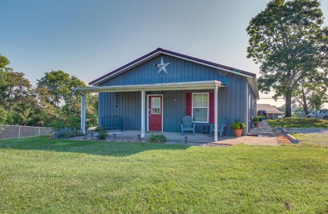 Kentucky Retreat Near Williamstown Lake!