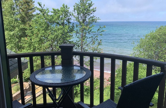 Keweenaw Castle Resort: The Balcony Suite on the Shore of Lake Superior