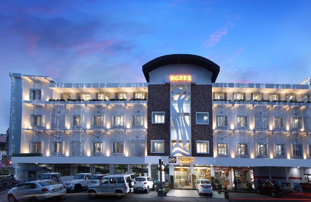 Kgees- HillTown Hotel