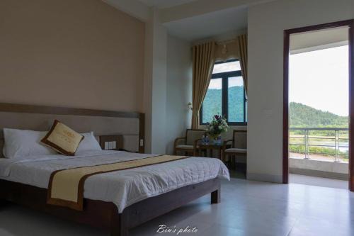Khách sạn Huân Hạnh