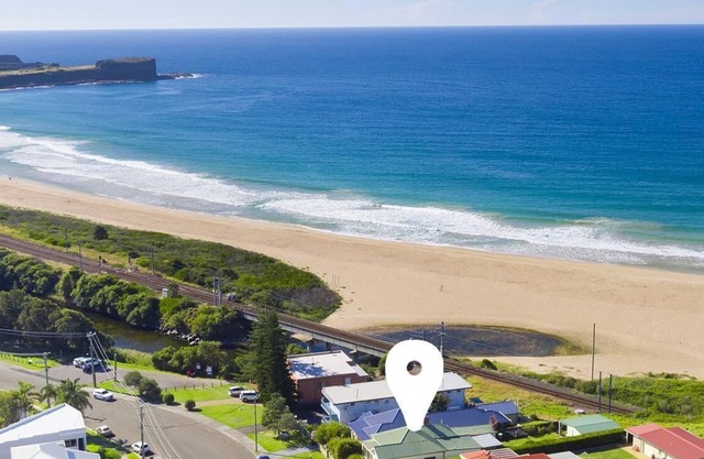 Kiama Beachfront Bombo Cottage