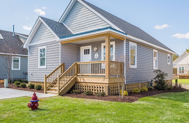 KIL9110 Kilmarlic Faldo Cottage. Golf Resort, Community Pool & Fitness