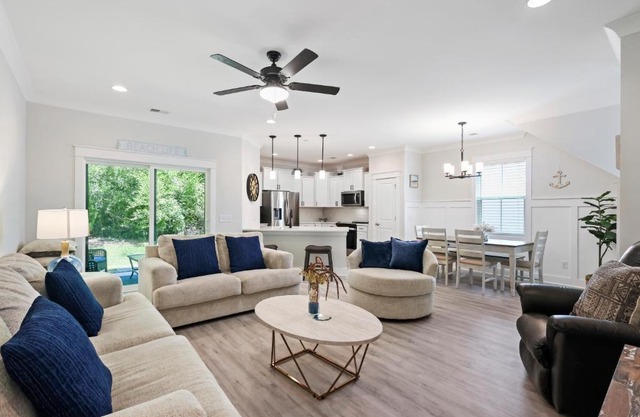 King 2 Queens 3 Doubles Foldout Stainless Steel Beach Gear included