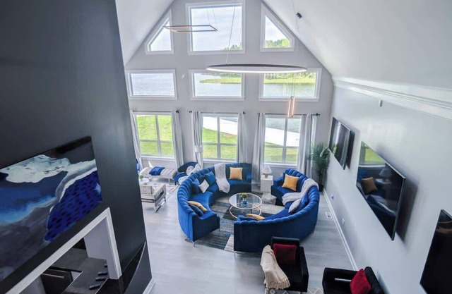 King | BBQ | Sleeps 18 | Ping Pong | EV Charger