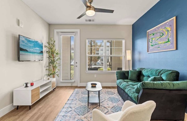 King Bed | Parks Nearby | Pool | Gym | Pet allowed