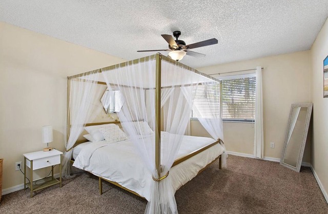 King & Queen Boho Bungalow