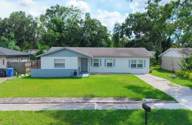 King-Style Retreat · 4 BR · Family Friendly