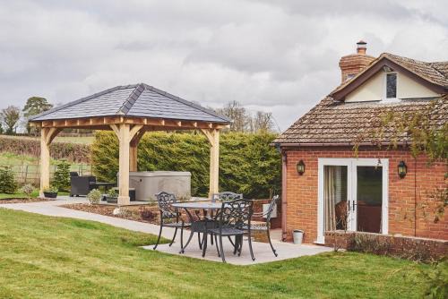 Kingfisher Cottage